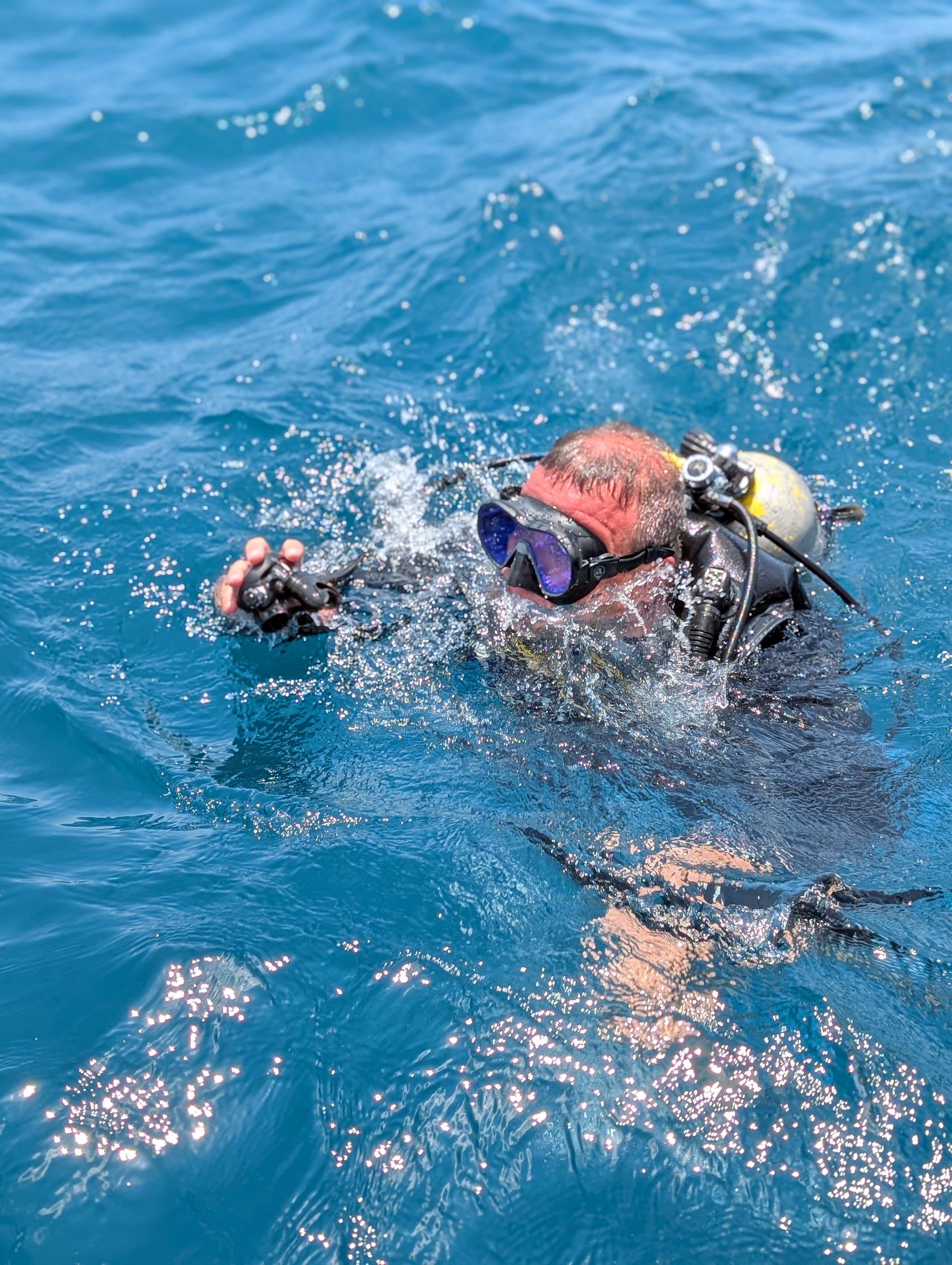 PADI Divemaster Course - image 2: Turn your passion for diving into a professional lifestyle with our PADI Divemaster program. At Hiri Divers, we offer a personalized, hands-on internship experience in the warm, clear waters of Hiriketiya and Dikwella, home to vibrant reefs, blacktip reef sharks, shipwrecks, and the unique Nilwella Underwater Museum featuring sunken buses and helicopters.